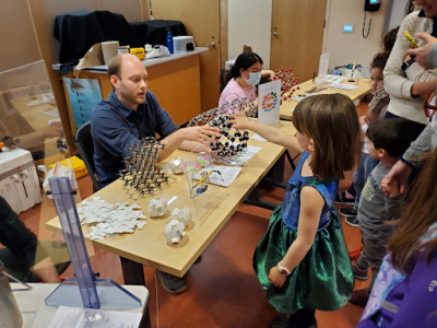 Partner Highlight: Physics Phun Day with University of Vermont at ECHO Partner Highlight: Physics Phun Day with University of Vermont at ECHO